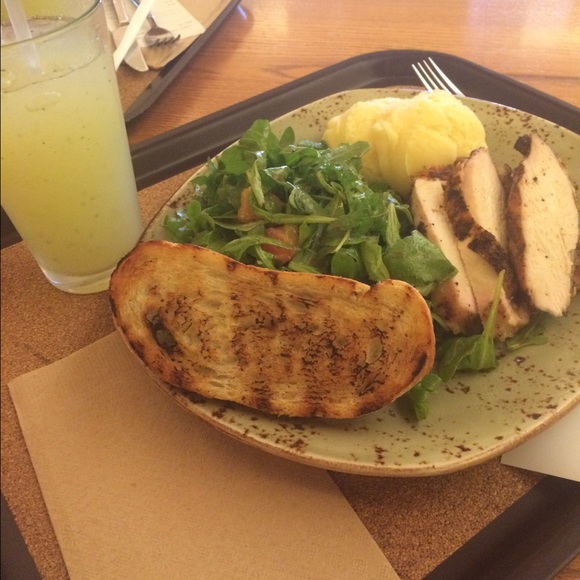 Lauren Peterson - Poshmark Profile Picture of Lauren Peterson (@lapete) on Poshmark