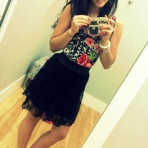 Profile Picture of Julia Valladares (@julia52394) on Myspace