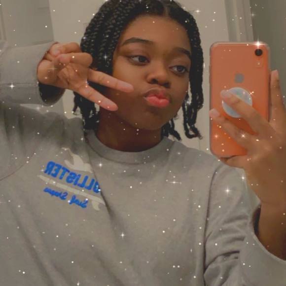 Profile Picture of Tykia Hidalgo (@tykiahull) on Poshmark