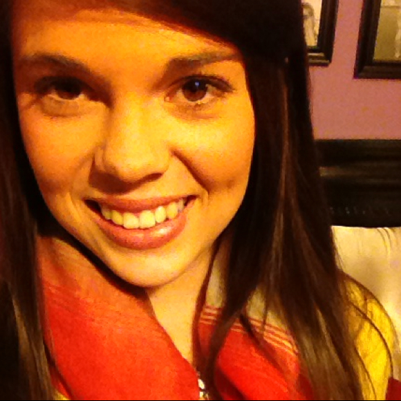 Profile Picture of Mackenzie Hammer (@mackenziehammer) on Poshmark
