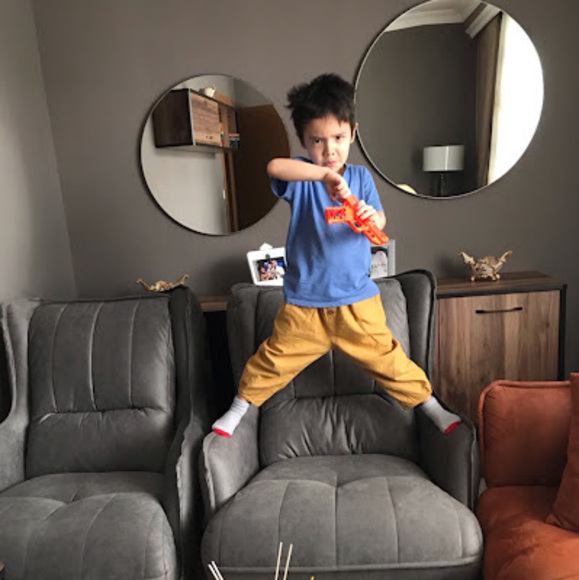 Profile Picture of Zeynure Sabi̇r (@zeynure604) on Poshmark