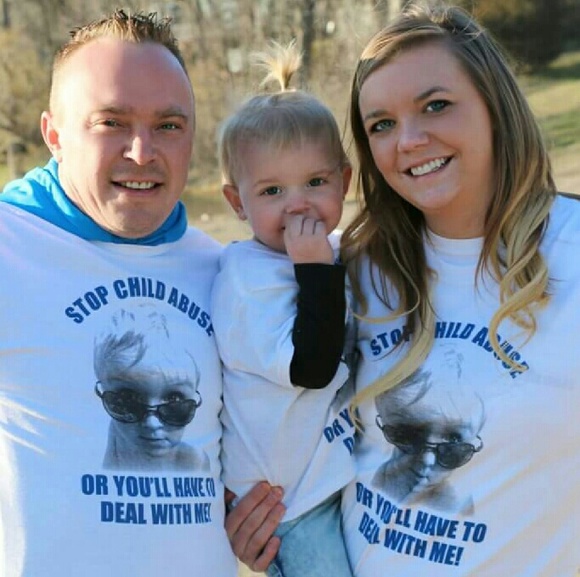 Profile Picture of Kelly Hilliker (@khilliker13) on Poshmark