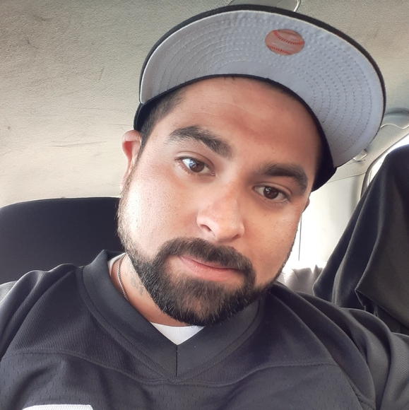 Profile Picture of Jesse Sandoval (@j95076) on Poshmark