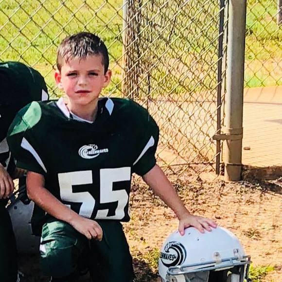 Profile Picture of Laura Heaton (@laura_heaton) on Poshmark