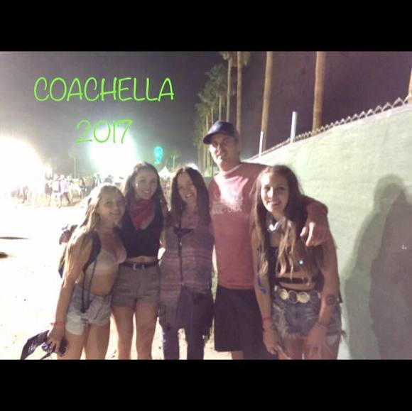 Profile Picture of Alison Spurgeon (@awspurgeon) on Poshmark