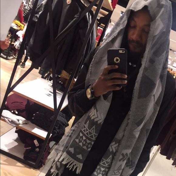 Profile Picture of Jerome Diggs (@ronnierome) on Poshmark