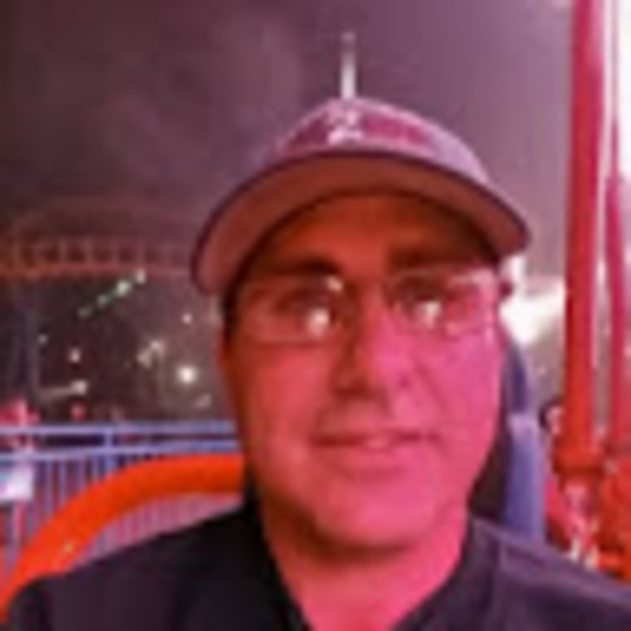Profile Picture of Daniel Needham (@needham315) on Poshmark