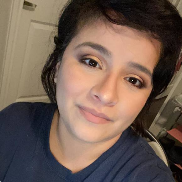 Amanda Rene - Poshmark Profile Picture of Amanda Rene (@flrene) on Poshmark