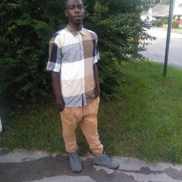 Profile Picture of Marcus Da kidd (@bmarcus12) on Poshmark
