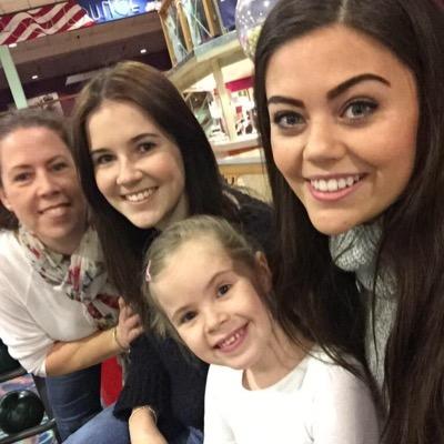 Profile Picture of Liz Canham (@LizCanham) on Twitter
