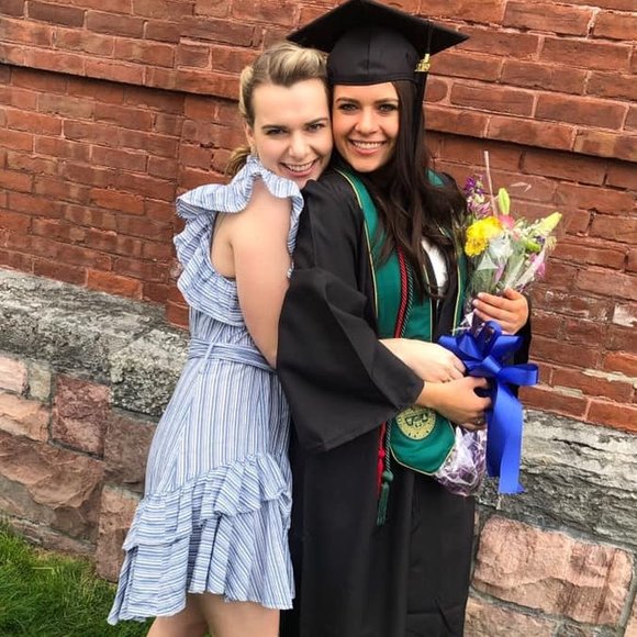 Profile Picture of Renee Triller (@rentriller5) on Poshmark