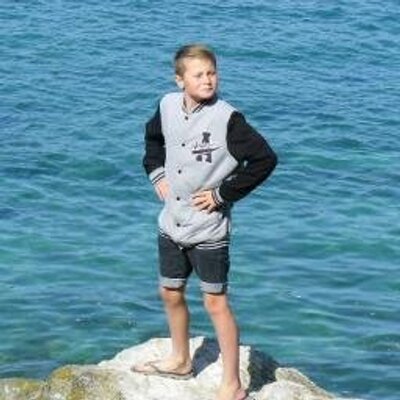 Profile Picture of Corey Daniel Robson (@CoreyMCPEpanda) on Twitter