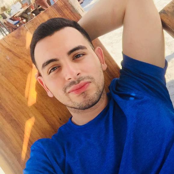 Profile Picture of Nelson Rivera (@nelyyyyy) on Poshmark
