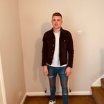 Profile Picture of James (@jamesrayworth) on Instagram