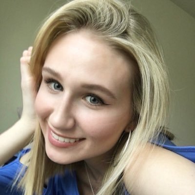 Profile Picture of Kara Webb (@karawebb33) on Twitter