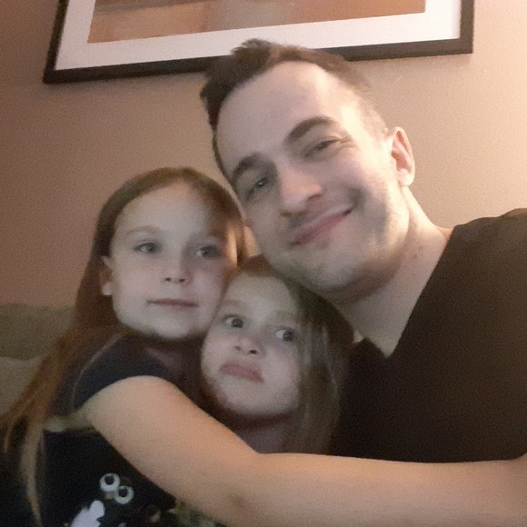 Profile Picture of Alex Longo (@alex_longo) on Poshmark