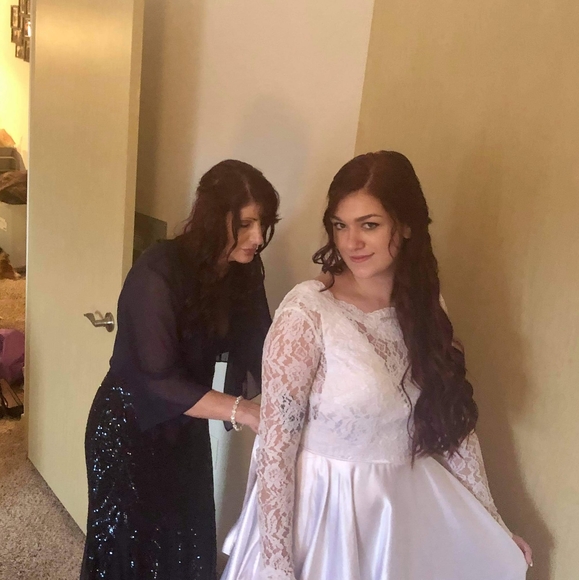 Profile Picture of Julie Mccormack mattler (@sassymama70) on Poshmark