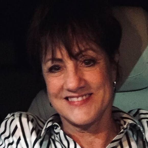 Profile Picture of Debby Osterberger (@debbyost) on Poshmark