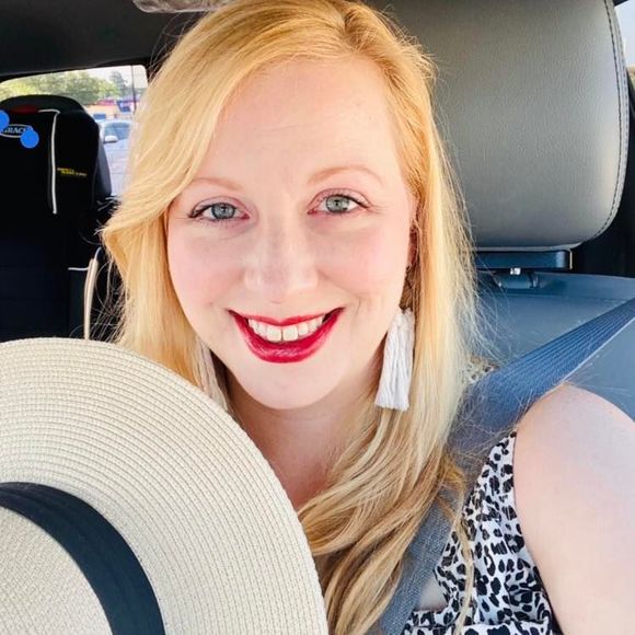 Profile Picture of Jessica Conrad (@jconradpnp) on Poshmark