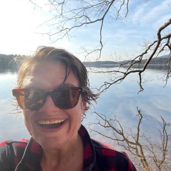 Profile Picture of Teresa Strebler (@teresastrebler) on Poshmark