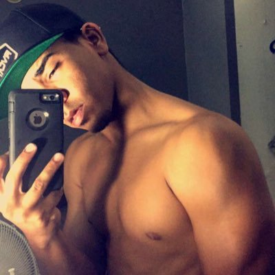 Profile Picture of Edward Gerald (@1118Edward) on Twitter