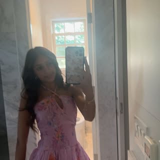 Profile Picture of Demi Drouzas (@demidrouzas) on Instagram