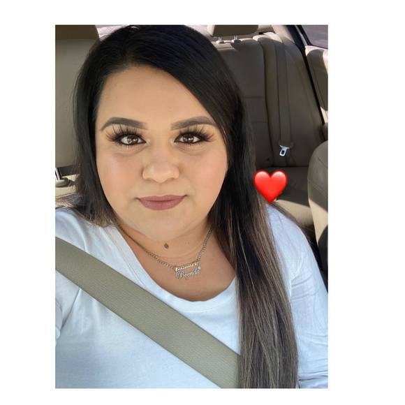 Profile Picture of Brenda Merlos (@brendamerlos) on Poshmark