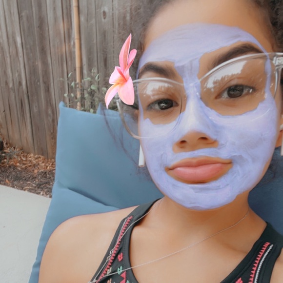 Profile Picture of Savannah Pearrow (@savannahpearrow) on Poshmark