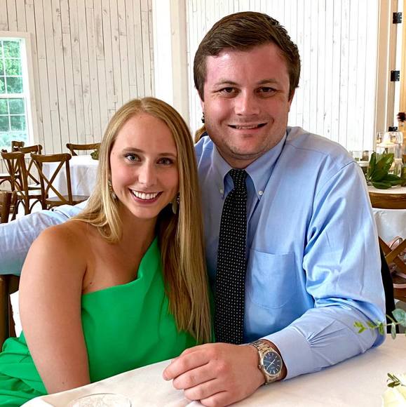 Profile Picture of Helen Jaeckle (@hellyjake) on Poshmark