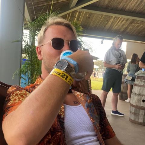 Profile Picture of Matthew (@card_19matthew) on Tiktok