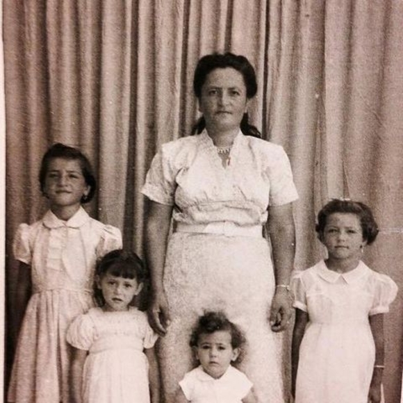 Josephine Darmanin - Poshmark Profile Picture of Josephine Darmanin (@darmaninj) on Poshmark