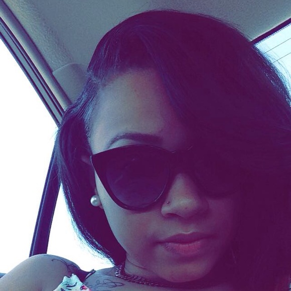 Profile Picture of Dominique Stevenson (@dksteve29) on Poshmark