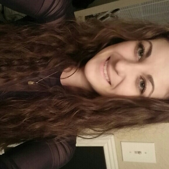 Profile Picture of Cambria Battaile (@camiam27) on Poshmark