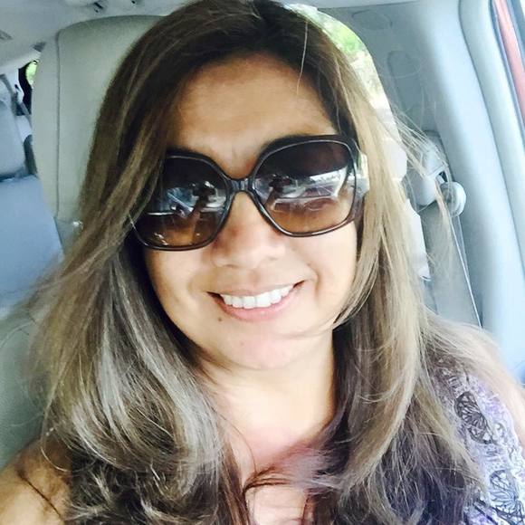 Profile Picture of Pamela Fassnacht (@pamfass) on Poshmark