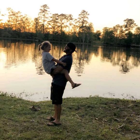 Shannon Royer - Poshmark Profile Picture of Shannon Royer (@shannonroyer) on Poshmark