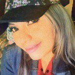 Profile Picture of Lori Mendez Peña (@lorlaval) on Instagram