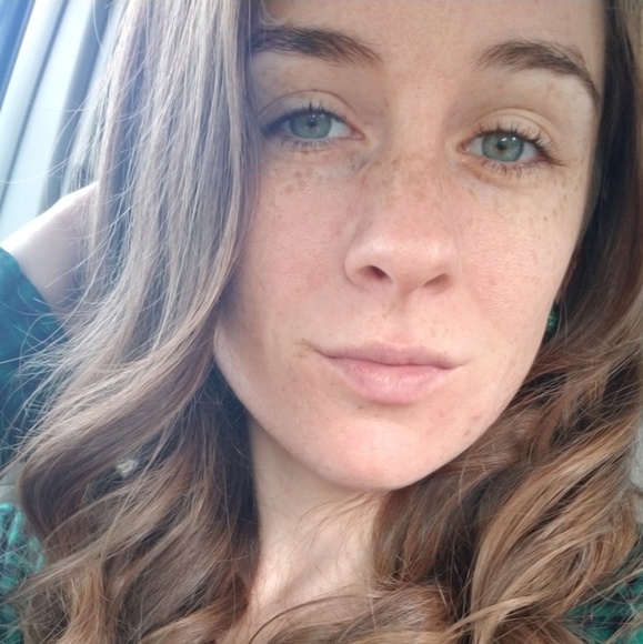 Profile Picture of Kelsie Bryant (@kelsie0119) on Poshmark