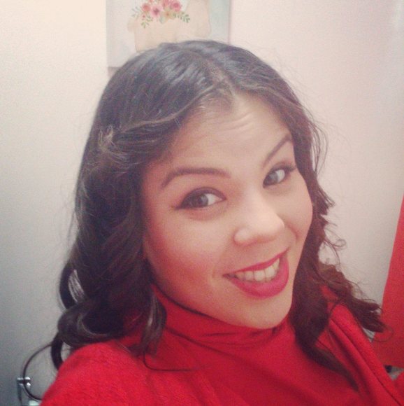 Profile Picture of Diana Castro (@osita2425) on Poshmark