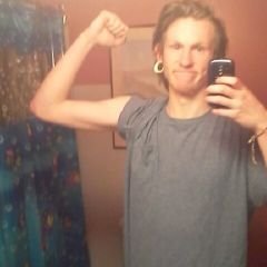 Profile Picture of Brian Nicholls (@scrawnywhitekid) on Twitter