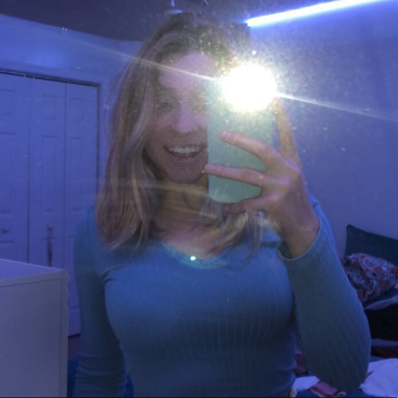 Profile Picture of Lucia Wilson (@luci_wilson4) on Poshmark