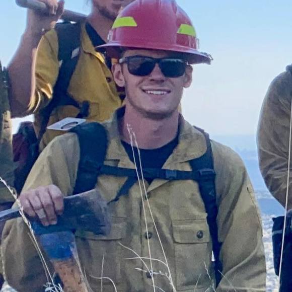 Profile Picture of Aaron Pyzik (@dangler1308) on Poshmark