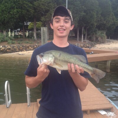 Profile Picture of Ben Bjork (@bigbenballer211) on Twitter
