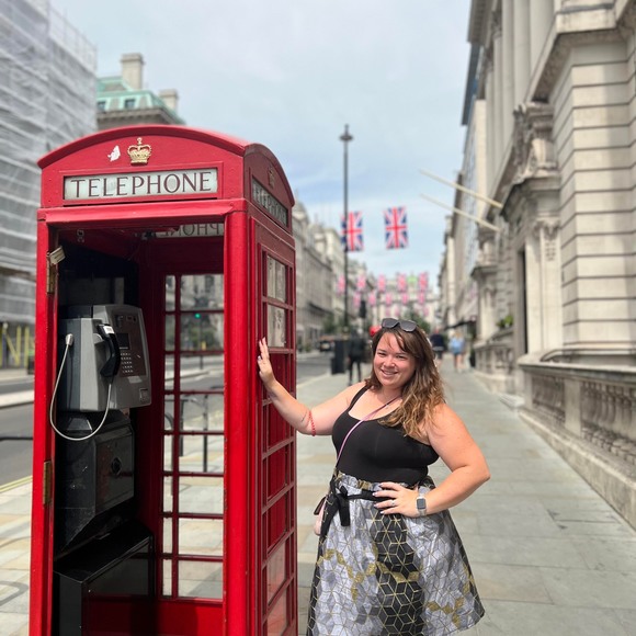 Profile Picture of Sheena Labossiere (@sheenalabossier) on Poshmark