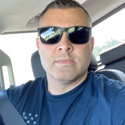 Profile Picture of Robert Dial (@RobertDial13) on Twitter