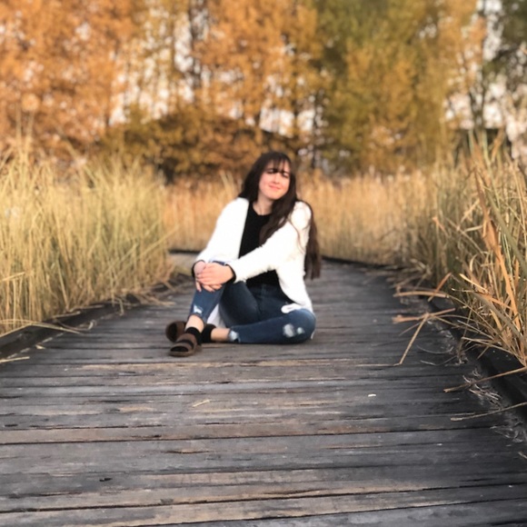 Krista Starkey - Poshmark Profile Picture of Krista Starkey (@kcstarkey02) on Poshmark