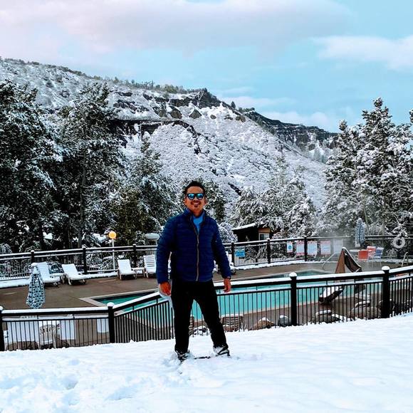 Profile Picture of Suyog Tuladhar (@thelinkin_world) on Poshmark