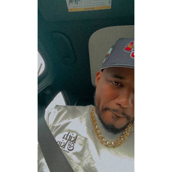 Profile Picture of Di-neil Kennedy (@killerscrap1) on Poshmark