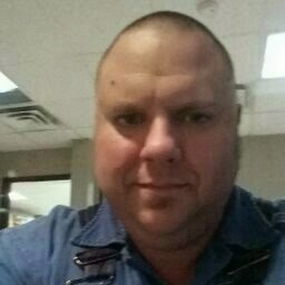 Profile Picture of Jeremy Poche (@propla7049) on Poshmark
