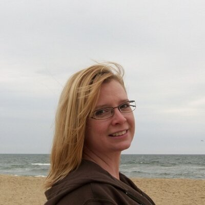 Profile Picture of Kim Dobrinsky (@Julybabes) on Twitter