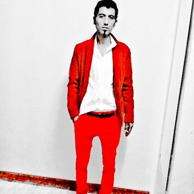 Profile Picture of Ali Didehvar (@bardeyapersian) on Twitter